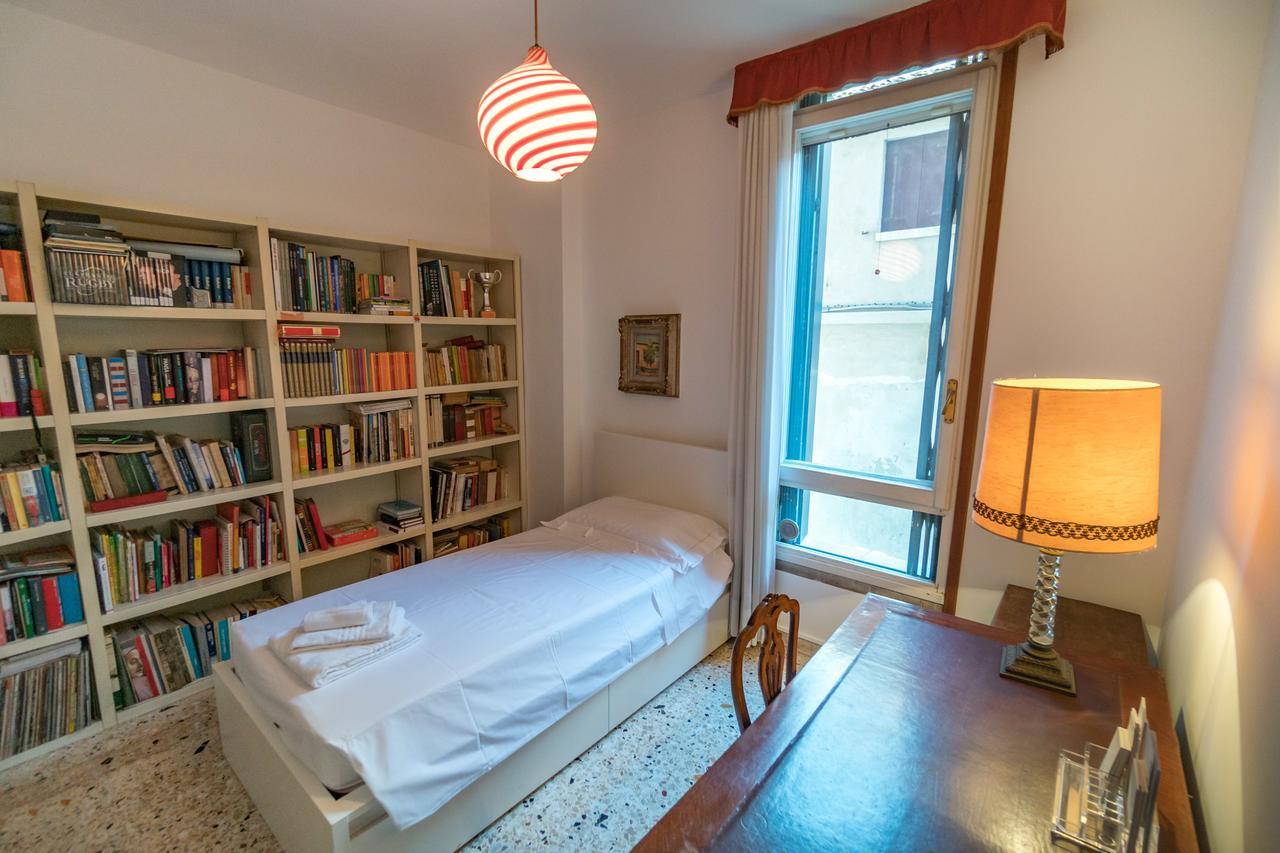 Ca Spirito Santo Apartment Venice Luaran gambar